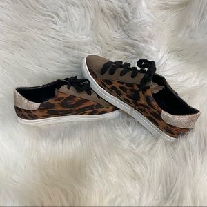 Mata Animal Print Sneakers